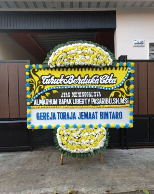 Papan Bunga Duka di Taba Koji