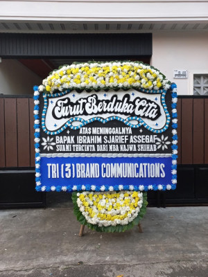 Papan Bunga Duka di Taba Koji